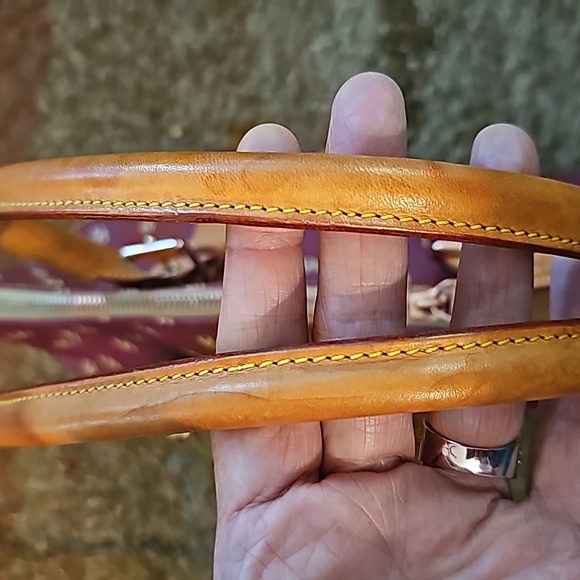 EUC VINTAGE Dooney & Bourke Satchel - Picture 7 of 7